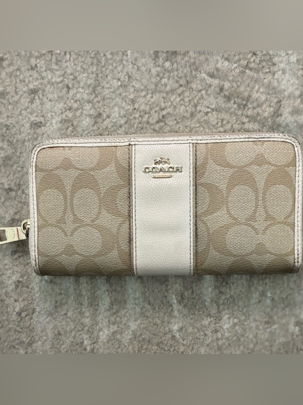 COACH Tan and Cream Signature Long Wallet
